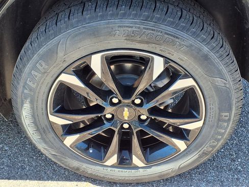 Used 2023 Chevrolet TrailBlazer LT FWD image 9