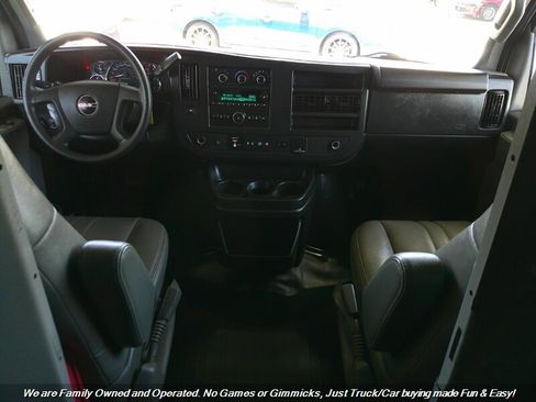 Used 2019 GMC Savana 2500 Extended w/ Driver Convenience Package image 27