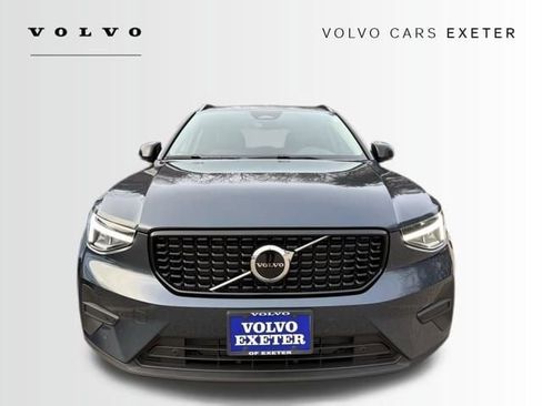 New 2026 Volvo XC40 B5 Core w/ Protection Package Premier AWD/4WD image 6