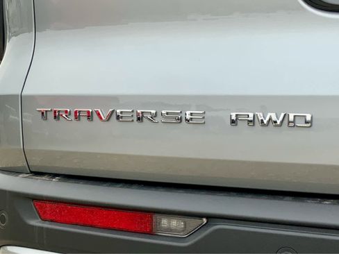 New 2026 Chevrolet Traverse LT w/ LPO, Floor Liner Package image 23