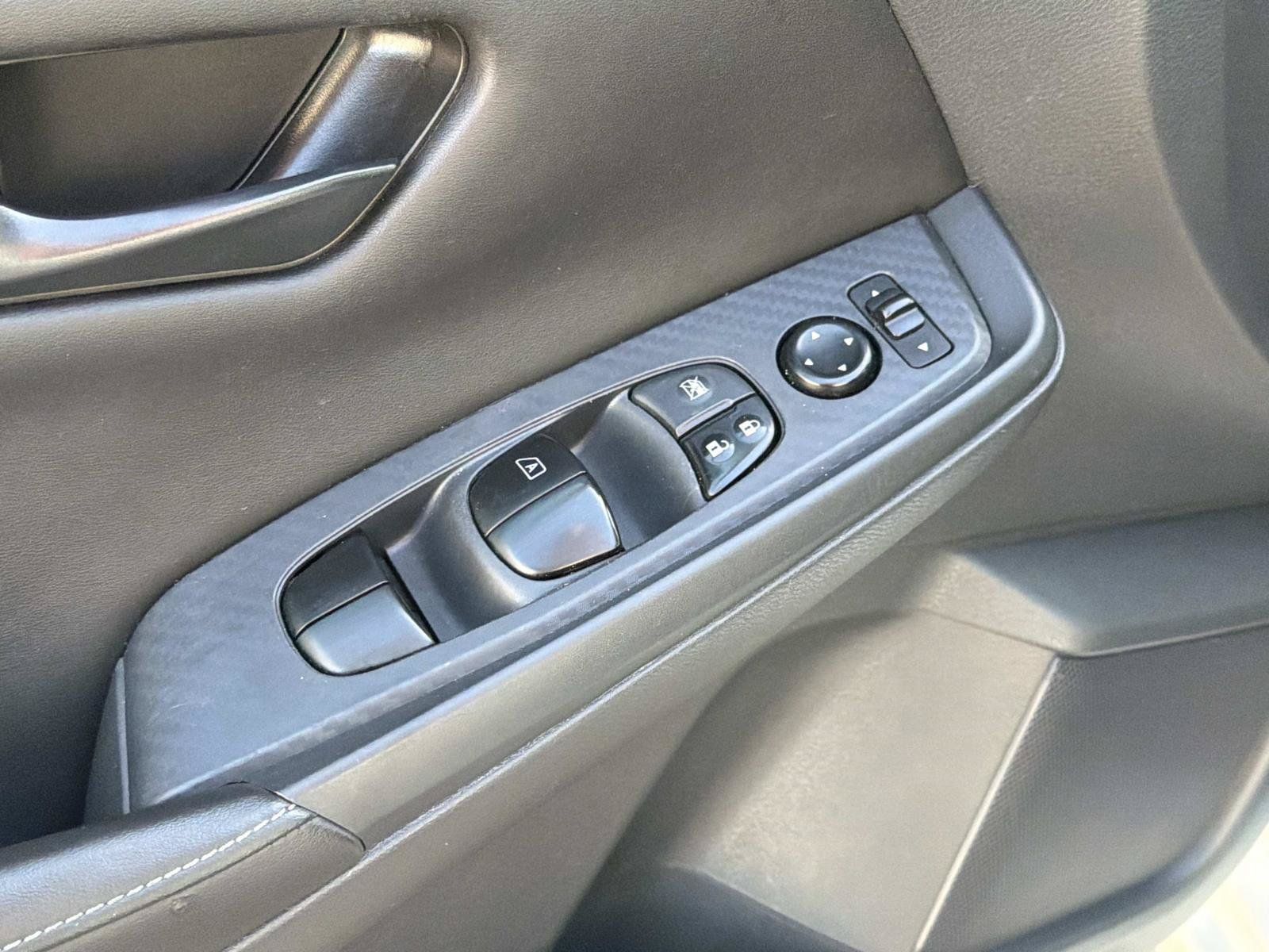 Used 2024 Nissan Sentra S FWD image 11