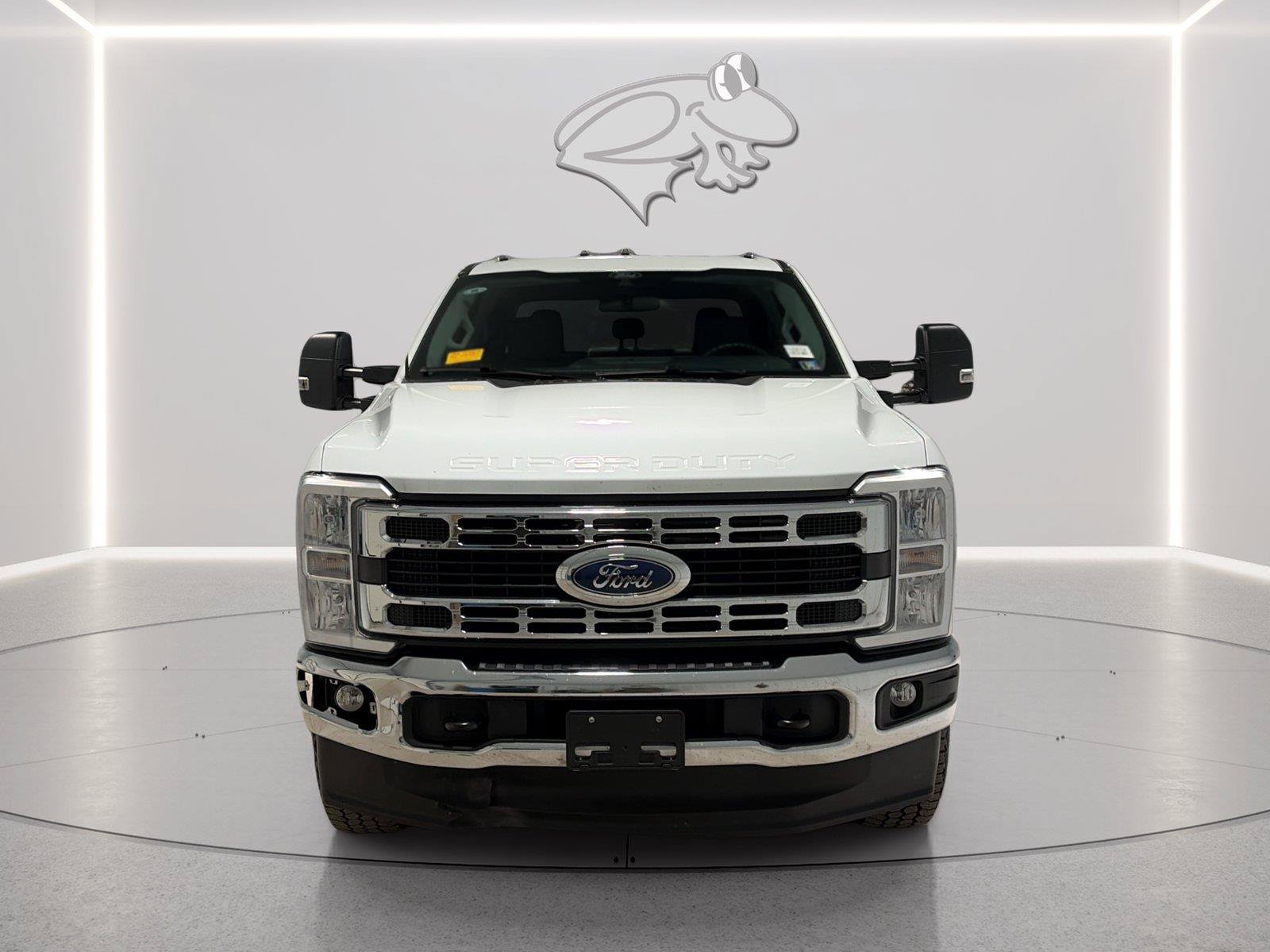 Used 2025 Ford F250 XLT w/ Snow Plow Prep Package AWD/4WD image 8