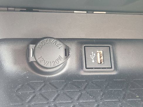 Certified 2025 Toyota RAV4 LE AWD/4WD image 24