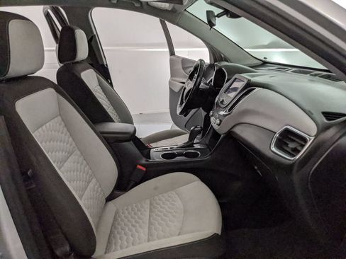 Used 2020 Chevrolet Equinox LT FWD image 20