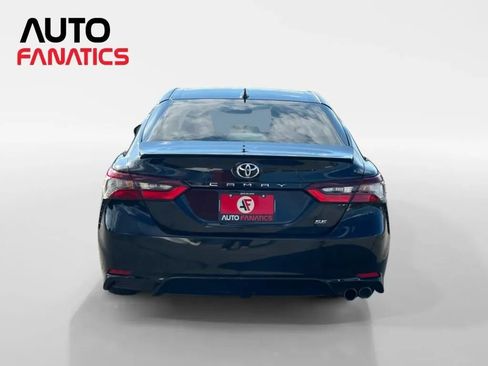 Used 2021 Toyota Camry SE FWD image 4