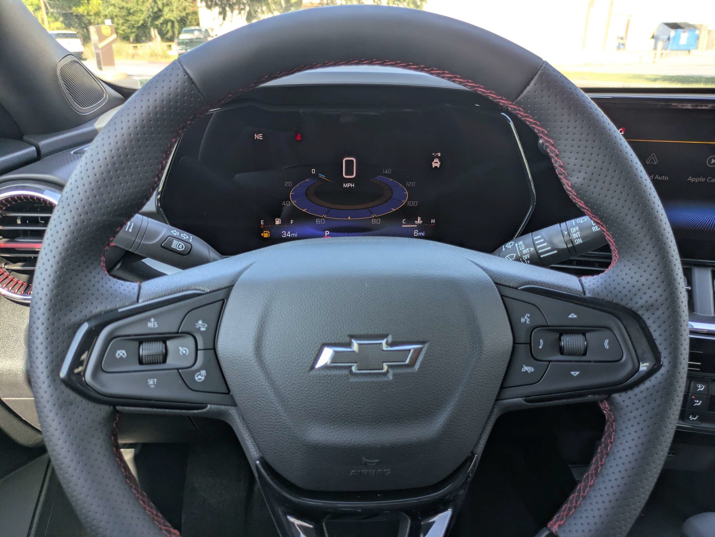 New 2026 Chevrolet Trax RS w/ Sunroof Package FWD image 19
