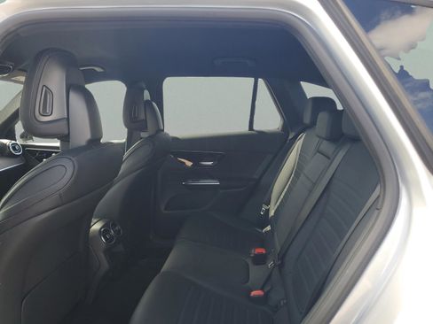 Used 2026 Mercedes-Benz GLC 300 image 11