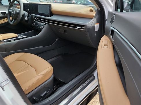 New 2026 Hyundai Sonata Limited image 7