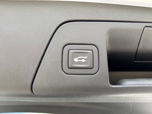 New 2025 Buick Envision Sport Touring image 31