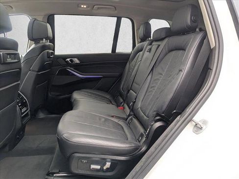 Used 2019 BMW X7 xDrive40i w/ Premium Package image 21