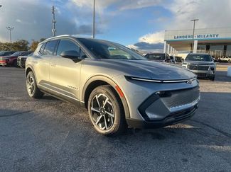 New 2026 Chevrolet Equinox EV LT video 1