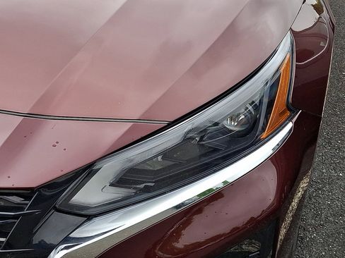 Used 2023 Nissan Altima 2.5 SV FWD image 4