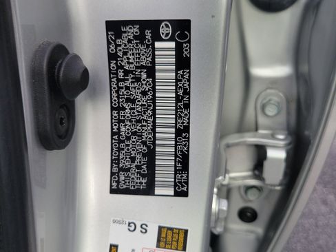 Used 2022 Toyota Corolla LE image 30