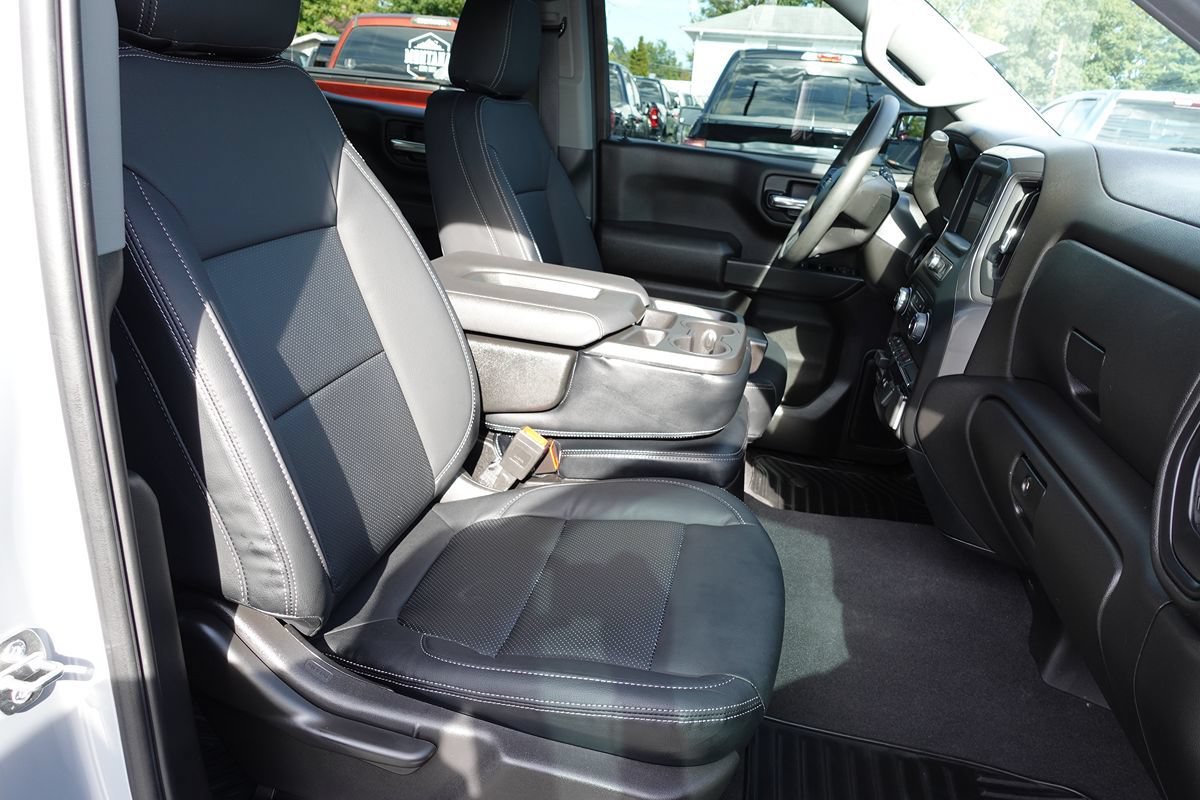 Used 2024 Chevrolet Silverado 1500 Custom w/ LPO, Dark Essentials Package AWD/4WD image 35