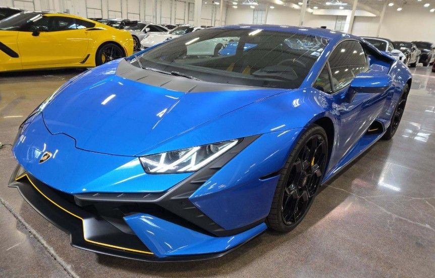 Used 2023 Lamborghini Huracan Tecnica RWD image 1