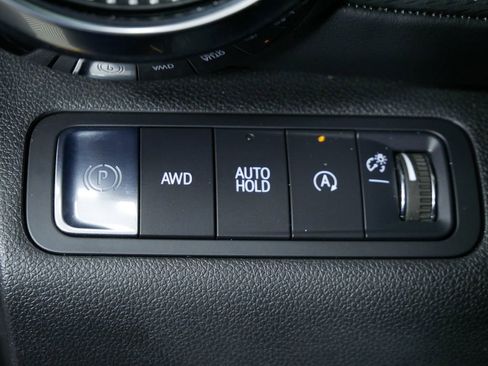 Used 2025 Chevrolet Equinox LT image 24