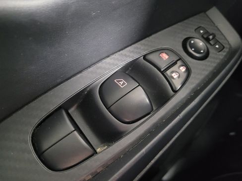 Used 2023 Nissan Sentra SV FWD image 25