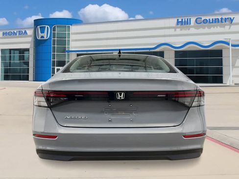 New 2026 Honda Accord SE image 4