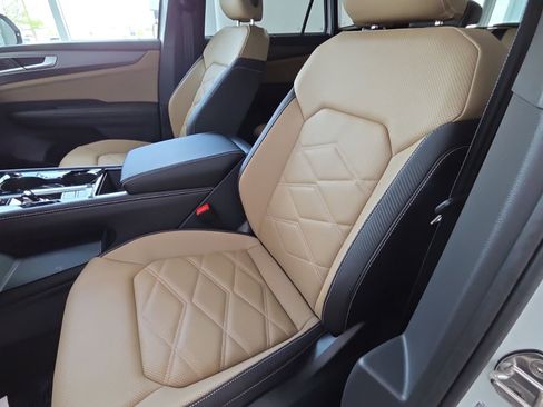 New 2026 Volkswagen Atlas Cross Sport SE AWD/4WD image 17