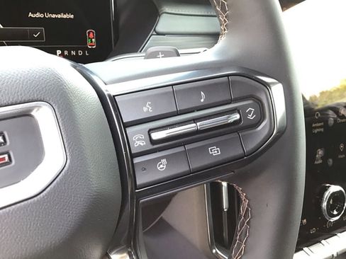 New 2026 GMC Acadia AT4 w/ Luxury Package image 18