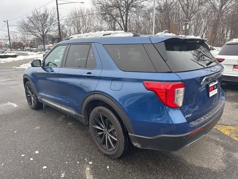 Used 2020 Ford Explorer XLT w/ Equipment Group 202A image 21