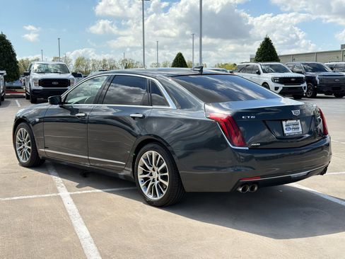 Used 2018 Cadillac CT6 Luxury image 3