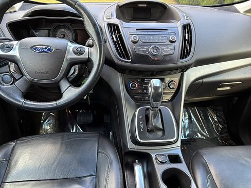 Used 2017 Ford C-MAX Energi SE w/ Equipment Group 402A image 14