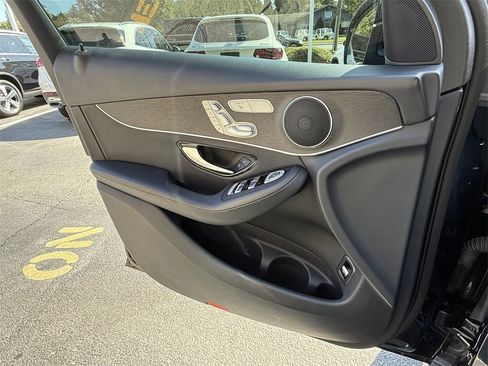 Certified 2022 Mercedes-Benz GLC 300 4MATIC image 24