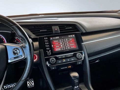Used 2019 Honda Civic Sport Touring image 9