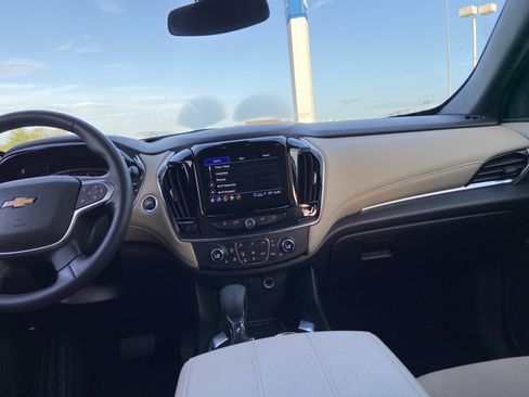 Used 2023 Chevrolet Traverse LT w/ LPO, Cargo Package AWD/4WD image 19