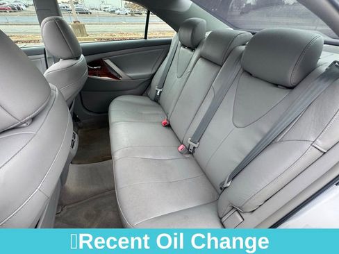 Used 2010 Toyota Camry XLE image 16