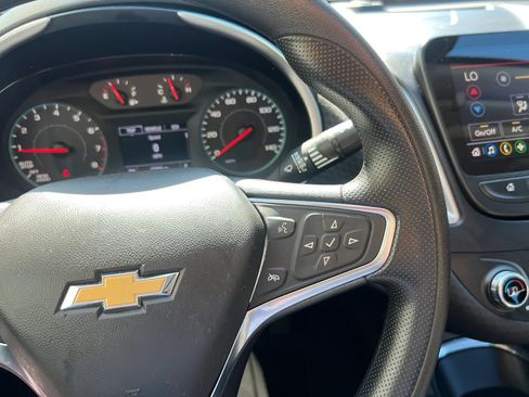 Used 2024 Chevrolet Malibu LT FWD image 18