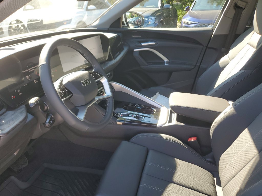 New 2026 Audi Q5 Premium Plus AWD/4WD image 24