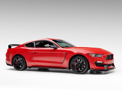 Used 2016 Ford Mustang Shelby GT350R w/ GT350R Equipment Group 920A image 16