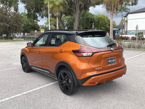 Used 2023 Nissan Kicks SR FWD image 6