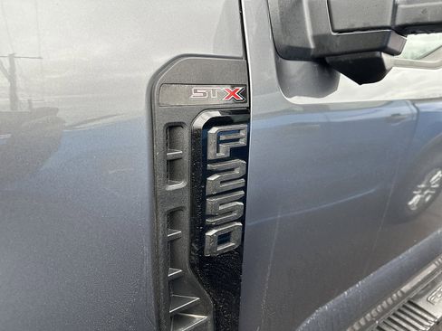 Used 2024 Ford F250 XL w/ STX Appearance Package image 8