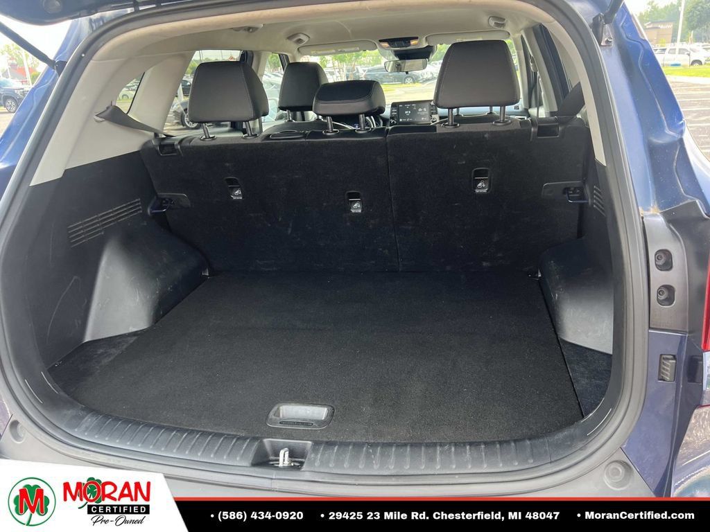 Used 2021 Kia Seltos S FWD image 11