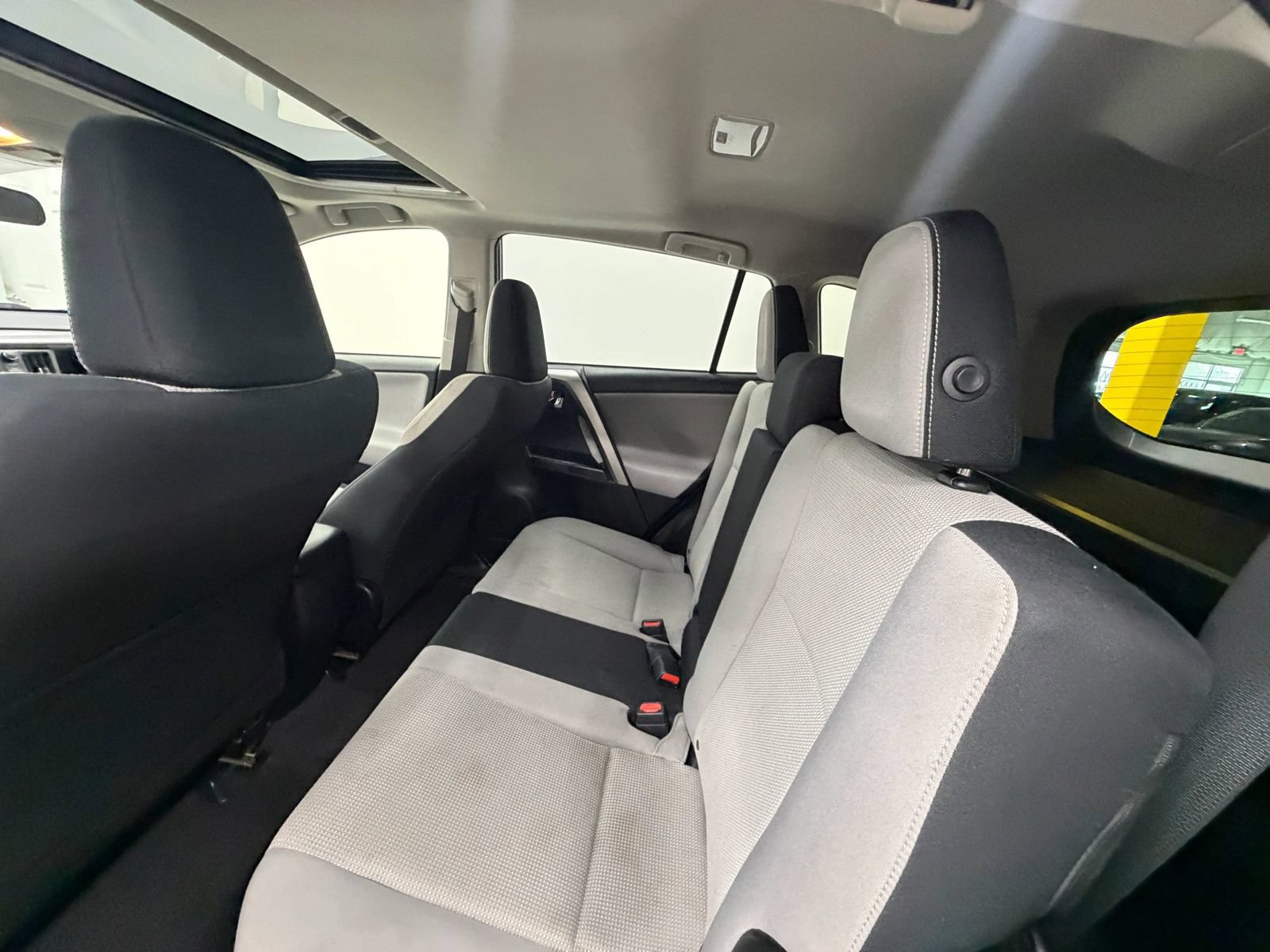 Used 2017 Toyota RAV4 XLE w/ Protection Package AWD/4WD image 31