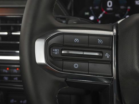 Used 2026 GMC Yukon XL Denali w/ Sun & Power Step Package AWD/4WD image 21
