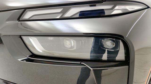 Used 2023 BMW X7 xDrive40i w/ Executive Package AWD/4WD image 24