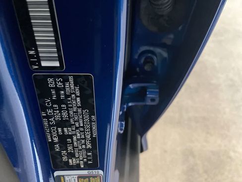 Used 2025 Kia K4 EX image 27