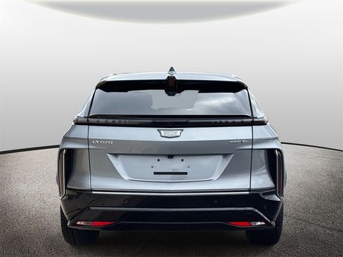 Certified 2024 Cadillac Lyriq Luxury w/ LPO, Floor Liner Package image 4