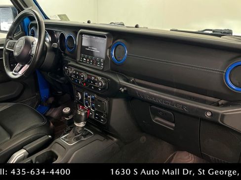 Used 2023 Jeep Wrangler Unlimited Rubicon 4xe w/ Dual Top Group AWD/4WD image 25