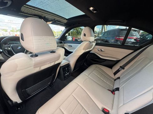 Used 2020 BMW 330i xDrive Sedan w/ Premium Package AWD/4WD image 27