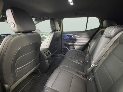 Used 2024 Chevrolet Equinox EV LT FWD image 26