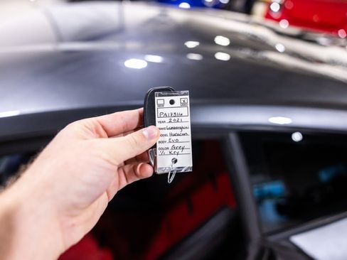 Used 2021 Lamborghini Huracan EVO RWD image 48
