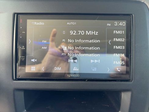 Used 2016 Nissan NV 3500 SV image 12