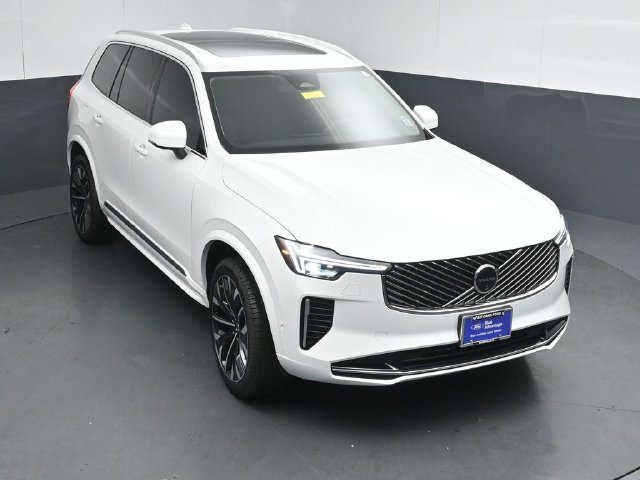 Used 2025 Volvo XC90 B6 Plus w/ Protection Package Premier AWD/4WD image 54