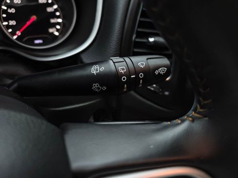 Used 2019 Jeep Compass Latitude w/ Popular Equipment Group AWD/4WD image 21