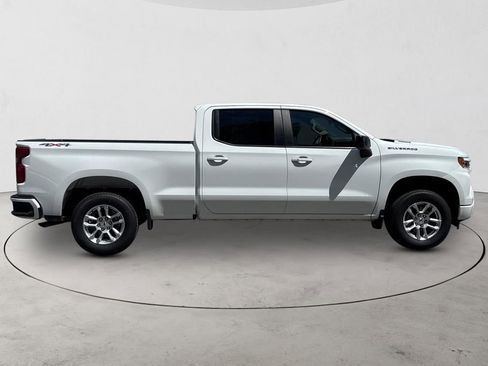 Certified 2025 Chevrolet Silverado 1500 RST AWD/4WD image 4
